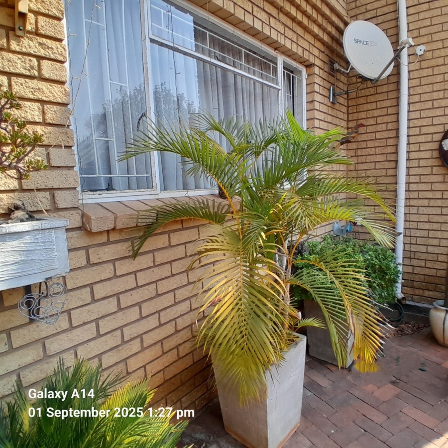 3 Bedroom Property for Sale in Bodorp North West